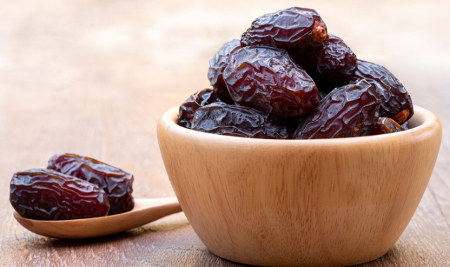 Dates (khejur) per kg